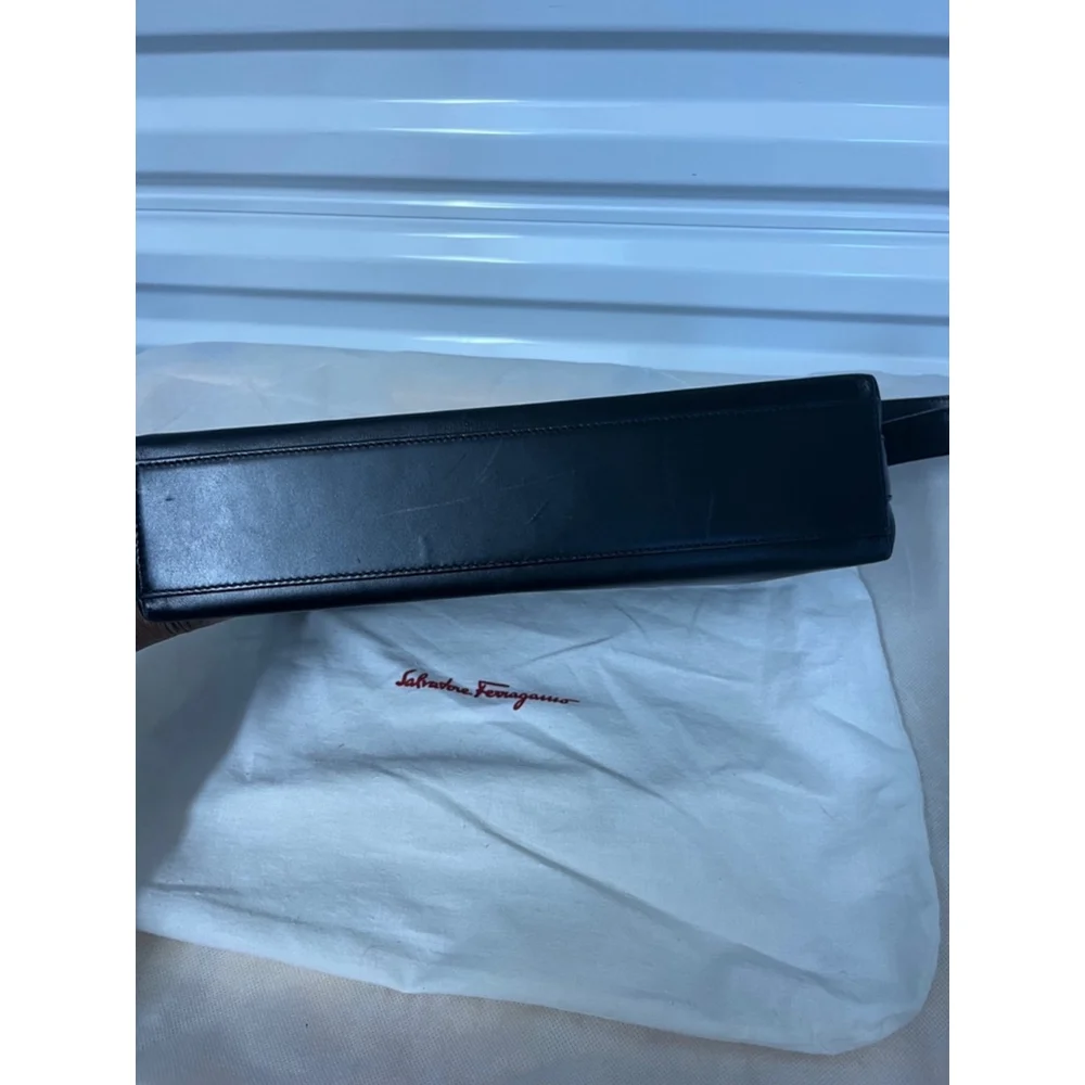 Authentic Salvatore Ferragamo Shoulder bag Gancini Calf Leather Black